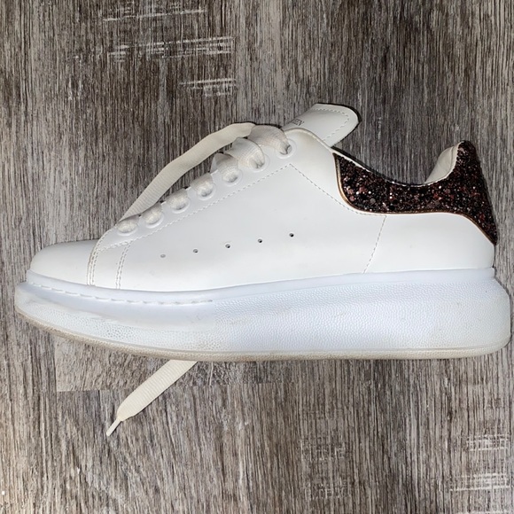 Alexander McQueen Oversized Glitter Sneakers - Picture 2 of 5